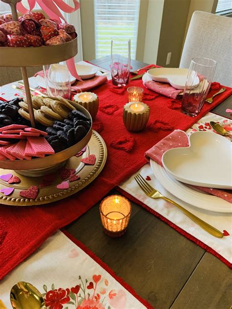 Cupid's Cute Valentine Table Decorations