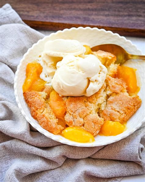 Nectarine Cobbler – Modern Honey