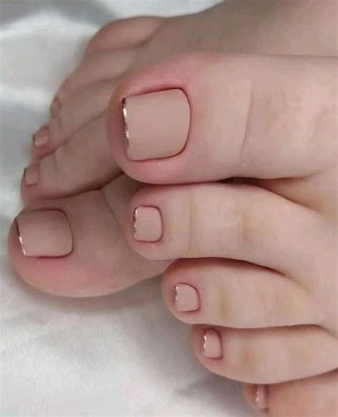 Diseño de uñas bonitos para unos pies lindos | Toe nails, French toe ...