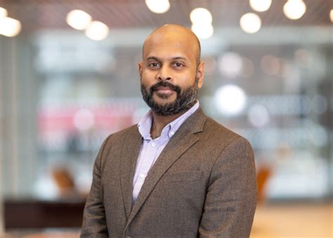 aviva appoints innovative director  key wealth investment role