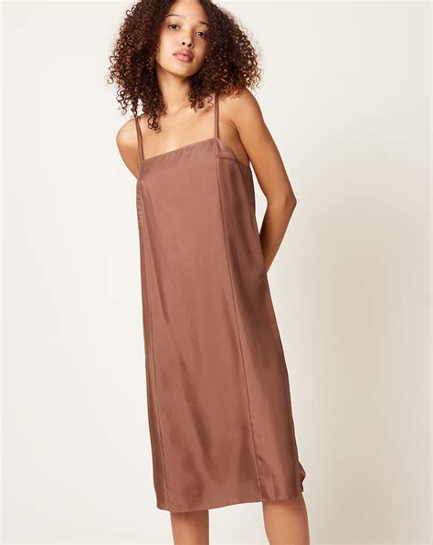 Vintage Slip in Sienna | 6397 | Covet + Lou | Covet + Lou