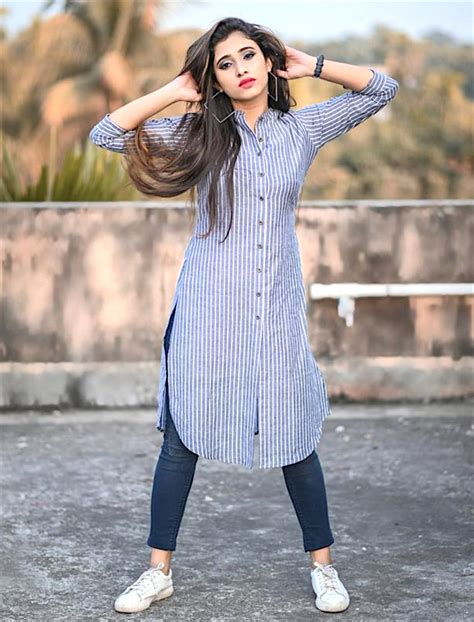 stylish kurtis  wear  jeans desiblitz