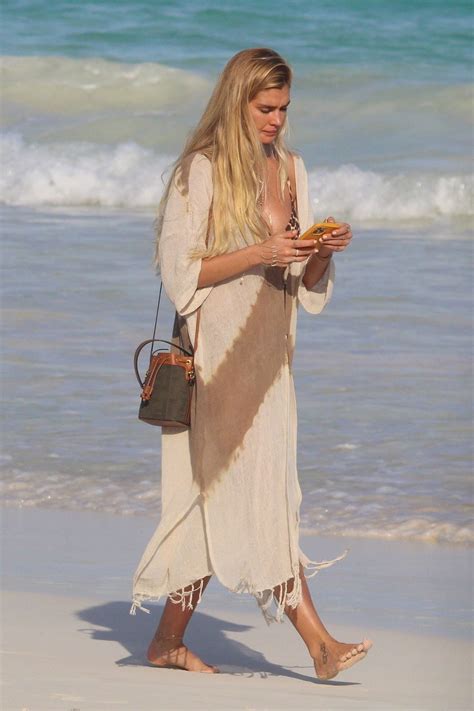 SHAYNA TAYLOR Out with a Friend at a Beach in Tulum 01/24/2021 – HawtCelebs