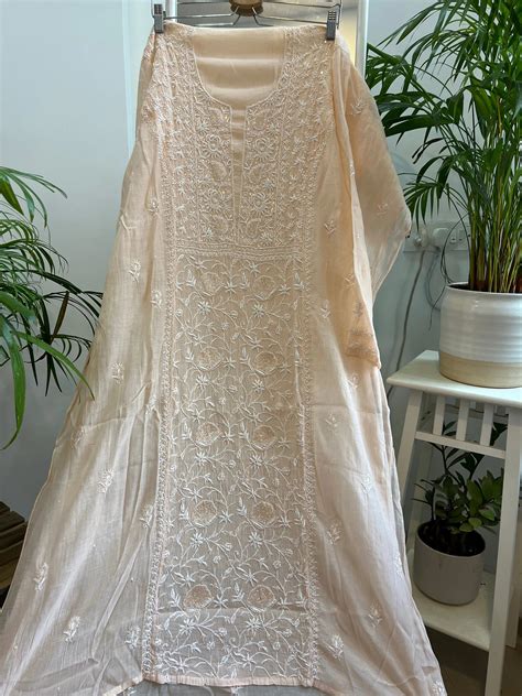 AriAA Chikankari | Handworked Chikankari Wears