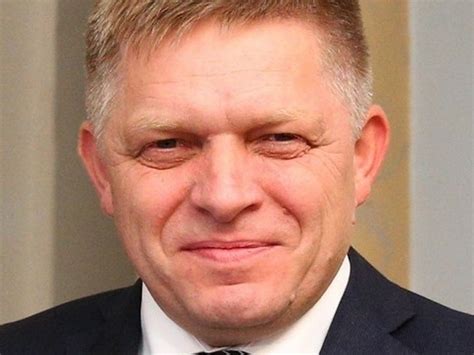 Фицо: Словакия получит газ из РФ альтернативным маршрутом - МК
