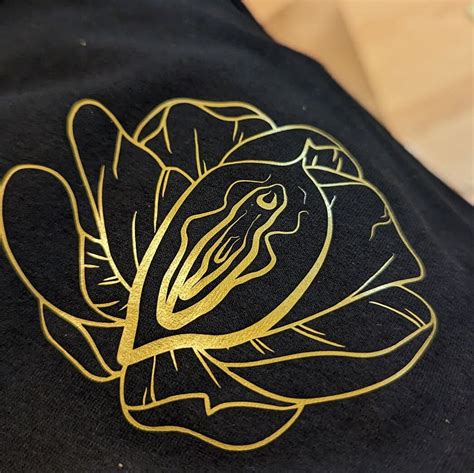 Gold Vulva T-shirt, Vulva Drawing Art Tee, Women Empowerment, Feminist
