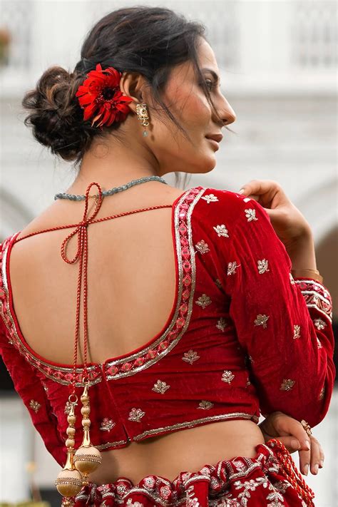 Buy BLOOD RED BRIDAL LEHENGA at Rs. 9450 online from Chansi Trendz