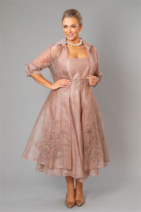 Plus size mother of the bride groom dresses and outfits from living