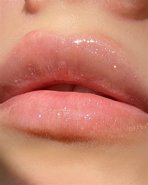 Шикарний блиск для губ від O'BAYS | MAKEUP Club