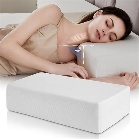 Top 8 Best Mattresses for Side Sleepers with Shoulder and Hip Pain in