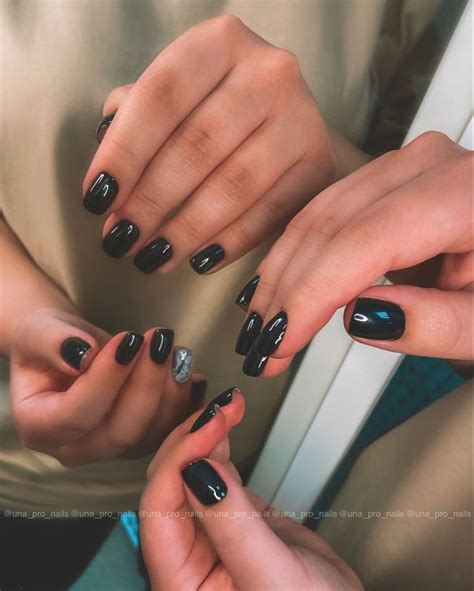 Маникюр гель лак чёрный стиль Москва ВДНХ | Nails, Beauty