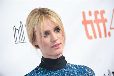Is Mackenzie Davis Secretly Dating THIS Person? The Shocking Truth Revealed! Image 5