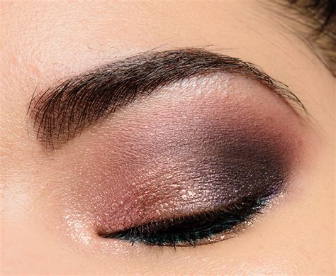 MAC Dazzleshadow Liquids Reviews & Swatches