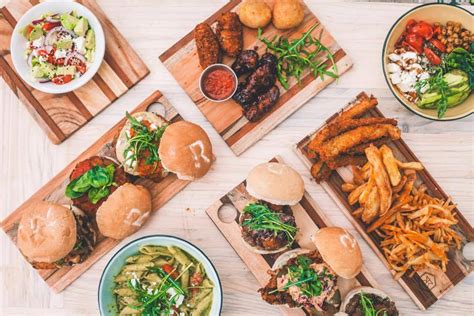 Republik Restaurant - Home
