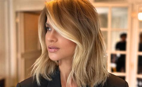 Corte Na Altura Do Ombro - Cabelo Feminino na Altura do Ombro: 5 Cortes Que Renovarão Seu Look em 2026