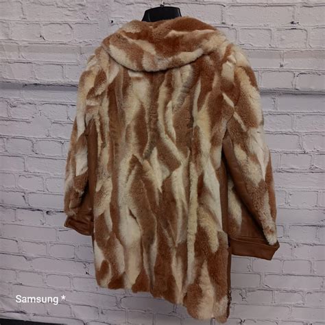 Garfinckel's Natural Guanaco Fur-no listed size, likely women’s medium ...
