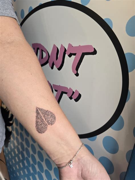 Upside down tattoos: Which way up should I have my tattoo? - Madcity Tattoo