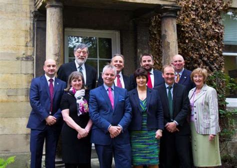 lincolnshire county council names  executive members  run county hall