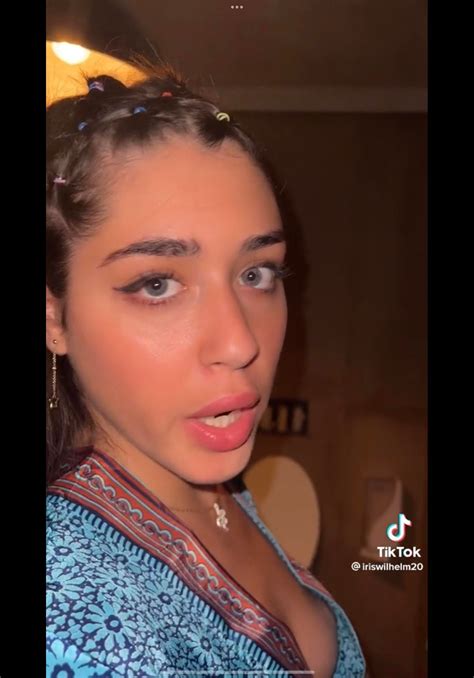 Slight nip slip on fyp : r/tiktoknsfw