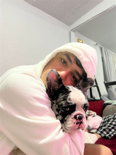 Ashly Arisdelcy - Ashly Arisdelcy added a new photo.