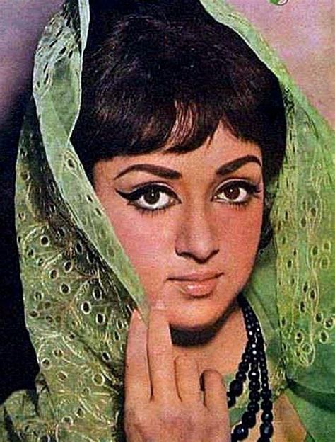 Pin by МАРИНА on Хема Малини | Hema malini, Indian actress images, Most ...