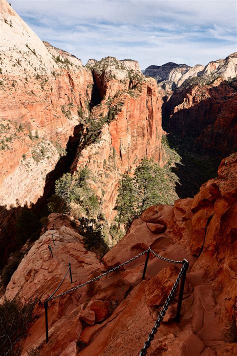 Angels Landing Hike in the Fall - leoferrando|photography