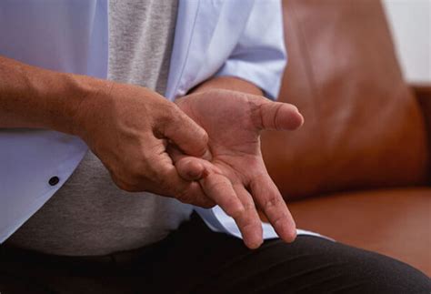 Flexor Tendonitis | Florida Orthopaedic Institute