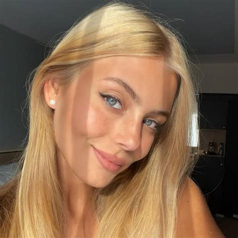 Mishel Gerzig Biography: Wikipedia, Age, Height, Nationality, Boyfriend ...