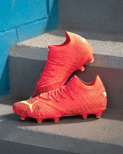 Qual A Melhor Chuteira Do Mundo - PUMA revela novas chuteiras FUTURE e ULTRA para a Copa do Mundo ...