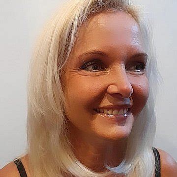 Ivona S. - tutoring matematika, český jazyk in Hradec Králové | Doučuji.eu