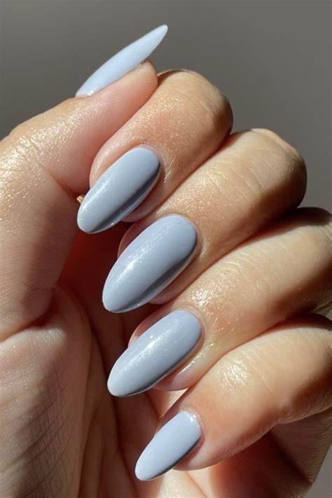16 Best Office-Approved Nail Colors That Will Get You Compliments ...