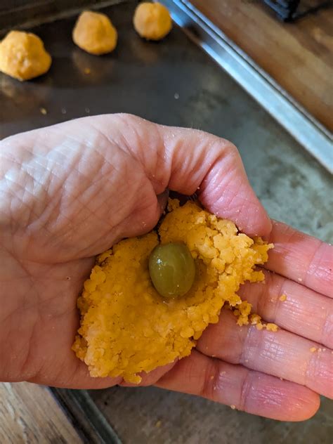 OneKidsMom: A Little Old Lady in Training: Olive Cheese ball prep day