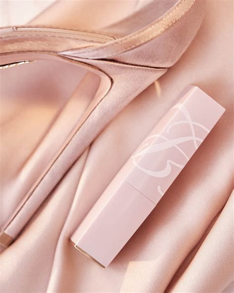 Estee Lauder Pure Color Envy Lip Volumizer | Neiman Marcus