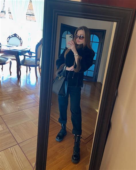 ALEVTINA (@alevtina_______) • Instagram photos and videos