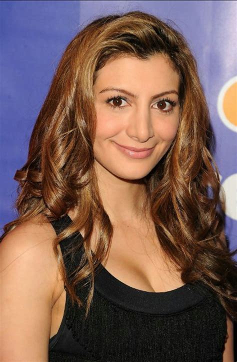 Nasim Pedrad Bikini