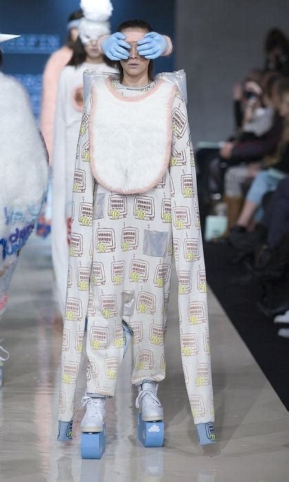 34 of the Weirdest Things Ever Worn on a Fashion Runway | Pleated Jeans