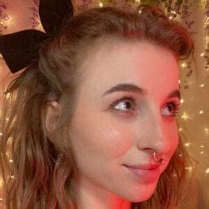Pixie-Pie - Age, Family, Bio | Famous Birthdays