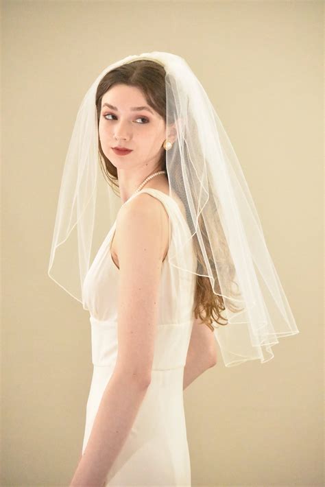 Vintage-Inspired Full Volume Classic Elbow Veil with Pencil Edge