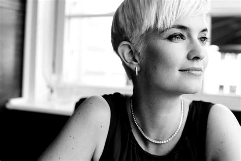 Off Stage – Julia Sophie Wagner