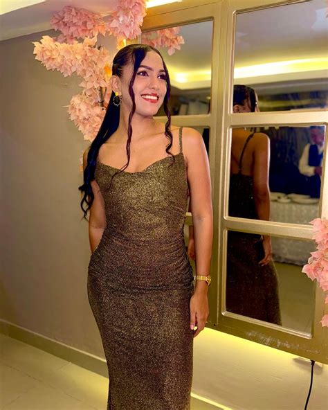 Yulitza González (@yulitzajr) • Instagram photos and videos