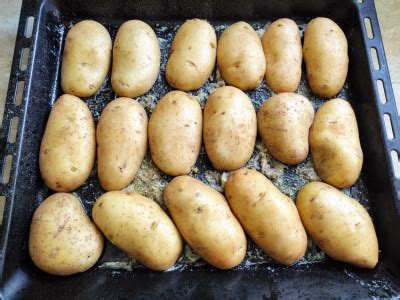 Картофель с пармезановой корочкой : Вторые блюда