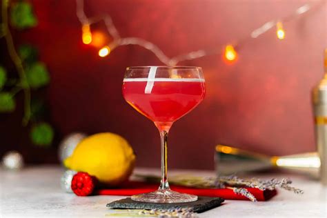 Christmas Martini Cocktail Recipe by DrinksWorld