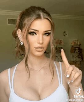 Redirecting to https://www.sex.com/en/gifs/902788