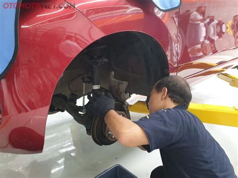perlu tahu  penyebab  rem mobil jadi kurang pakem gridotocom