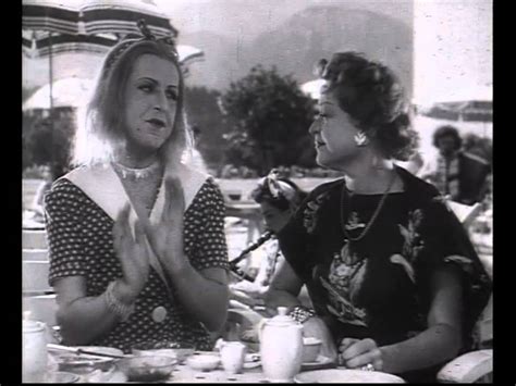 "Фанфары любви" (1951) Fanfaren der Liebe - YouTube