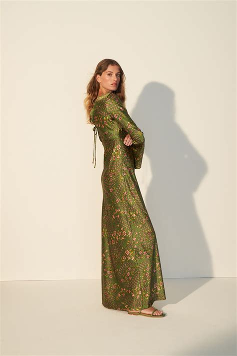 Veronica Beard Spring 2025 Ready-to-Wear Collection