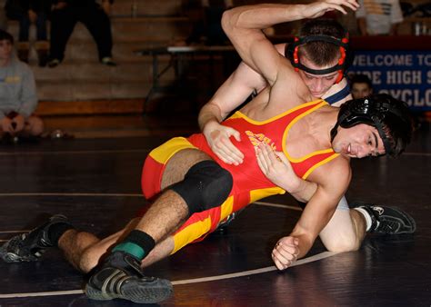 South Side Wrestling Takes Second in School Tourney | Rockville Centre