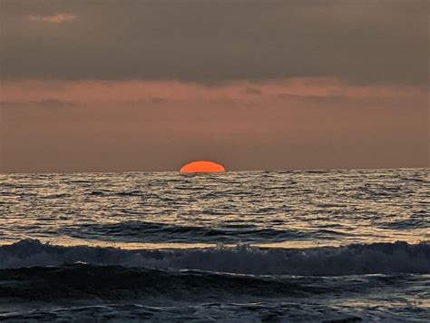 [OC] Sun melting. Blacks (nude) Beach, Torrey Pines, CA : r/pics