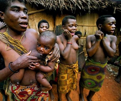 Image result for Baka pygmies | Black women breastfeed, African people ...