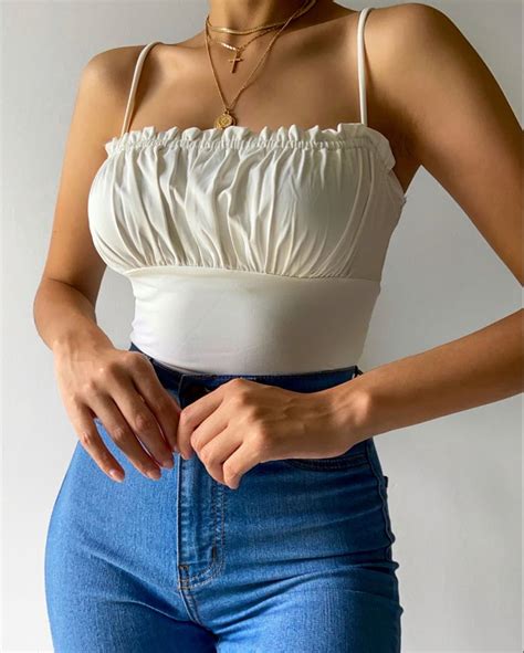Women’s ivory crop top | Круизная мода, Одежда, Одежда для подростков